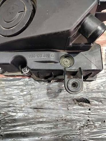 oglasi za motore: POKLOPAC VENTILA ZA VOLKSWAGEN GOLF 5 OD 2003. DO 2009. GOD. | — 2