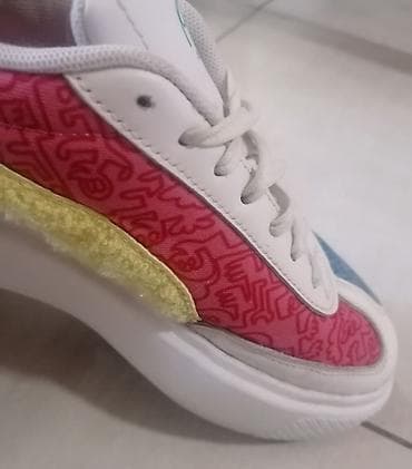 crvene puma patike: Puma x Mr. Doodle patike – uniseks lifestyle model. Extra očuvane — 3