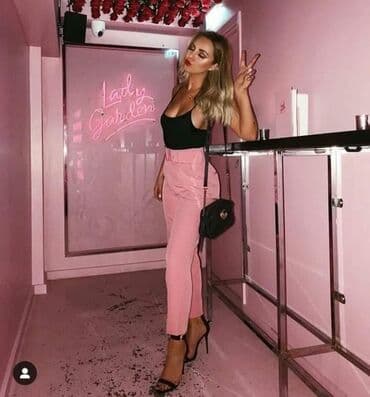 somotske pantalone gde kupiti: Pantalone
Vel: 36-42
Cena:2400 — 2