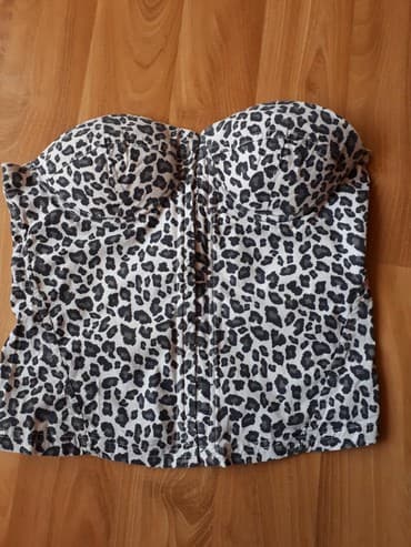 Women's Clothing: Korset M, odlican bez ostecenja. *Pogledajte i moje ostale oglase* — 1