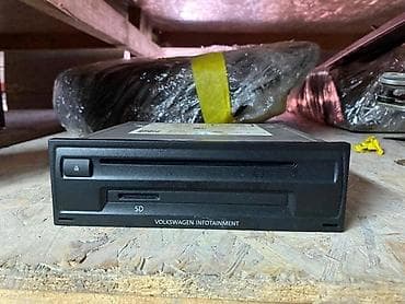 CD PLEJER ZA VOLKSWAGEN PASSAT B8 - 3Q0035820 | Radio/CD/DVD plejeri