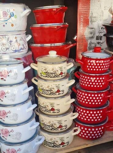 rastezljive navlake za kauč bez rukohvata: Setovi dubokih serpi NOVO! Litraze 1,5l 2l 3l 4l 5l Cena 7200 — 2