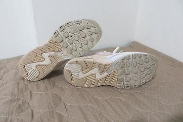 deichmann zenske patike: NIKE br 37 bez mana greskemala razlika od novih, kako vani tako — 6
