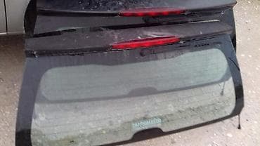 polovna vojna vozila vranje: ZADNJA STAKLO ZA SMART FORTWO | Smart fortwo zadnje staklo Delove — 1