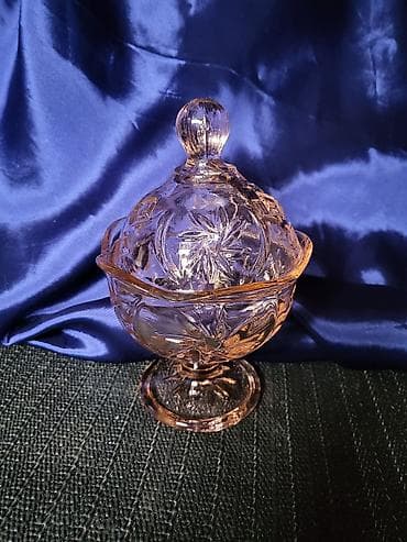 Sve za vikendicu i baštu: Bombonijera nova,vintaz. Bombonijera nova staklena,sve na njoj odsjaj — 2