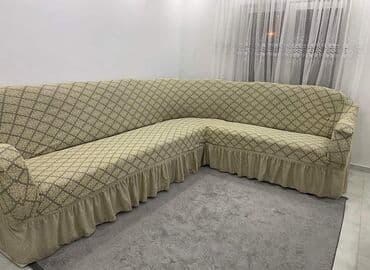 Prekrivač za ugaonu sa karnerima- cena 5000 dinara. Prekrivač za