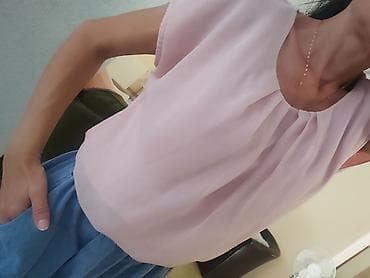 Beauty & Care: Ženska bluza bez rukava – nežno roze - Model: ležerna, ravna silueta — 2