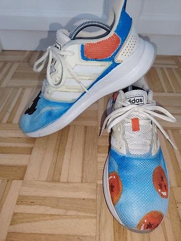 adidas minnie mouse patike: Adidas patike sa unikatnim printom inspirisanim anime tematikom. UG — 3