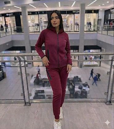 body od: Ženski sportski komplet (dukserica + donji deo) - Model: dvodelni — 10