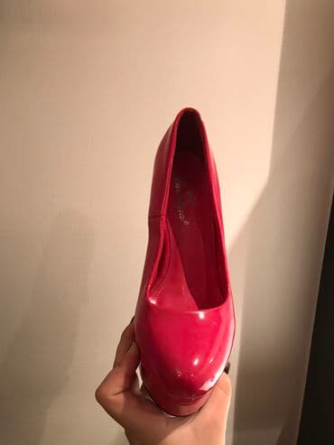 new balance patike crne: Salonke, 37 — 4
