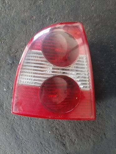 STOP LAMPA LEVA ZA VOLKSWAGEN PASSAT B5.5 | Stop lampa leva za na lalafo.rs STOP LAMPA LEVA ZA VOLKSWAGEN PASSAT B5.5 | Stop lampa leva za