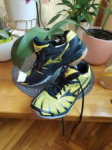 Patike: Mizuno patike za dvoranske sportove - Model: Mizuno (oznaka na — 1