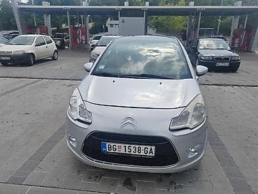 fiat s: Citroën C3, siva boja, hečbek 5 vrata. Glavne karakteristike: - — 6