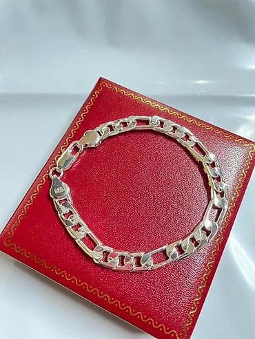 drzac za nakit: Narukvice – elegantni modeli za svaku priliku - Materijal: srebro — 3