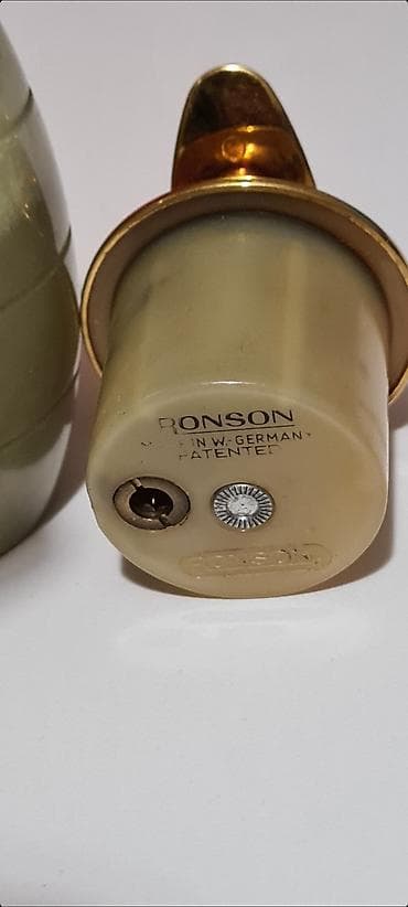 invicta satovi cena: Ronson stoni upaljač od mermera, proizveden sredinom 20. veka.  - — 10