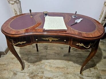 Antique Desks: 𝐏𝐢𝐬𝐚ć𝐢 𝐬𝐭𝐨 𝐮 𝐬𝐭𝐢𝐥𝐮 𝐋𝐮𝐣𝐚 𝐗𝐕,𝐬𝐚 𝐤𝐨ž𝐧𝐨𝐦 𝐩𝐨𝐝𝐥𝐨𝐠𝐨𝐦 𝐮 𝐢𝐧𝐭𝐚𝐫𝐳𝐢𝐣𝐢,𝐨𝐛𝐨𝐠𝐚ć𝐞𝐧 — 4