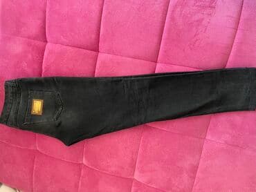 push up pantalone: Crne farmerke marke Dolce & Gabbana. Izrađene su od 100% pamuka i — 1
