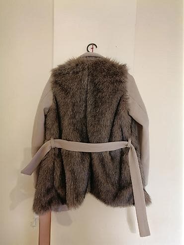 metro jakne: Ženska jakna/kaput sa krznom – Vitore - Model: elegantan kaput/jakna — 2