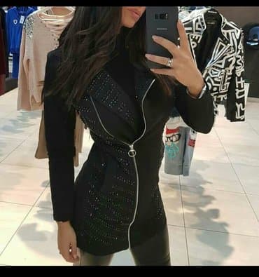 Unikat jakna savrsena na lalafo.rs Unikat jakna savrsena