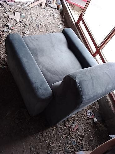 Sectional sofas: Fotelja – sivi pliš, široko sedište - Model: klasična fotelja sa — 4