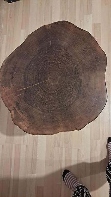 ormarici za decu: Unikatni klub sto od punog orahovog drveta sa metalnim nogama - — 4