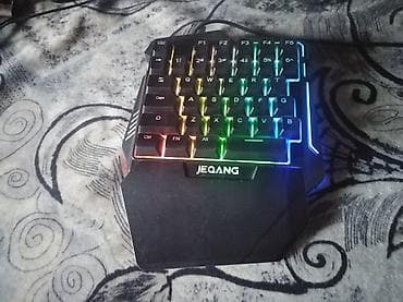 Gaming keyboard single handed keyboard usb prikljucak bukvalno nije