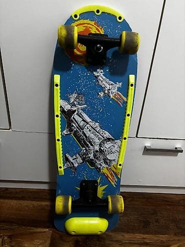 skaj: Skejtbord je potpuno ispravan, u odlicnom je stanju sa sitnim — 4
