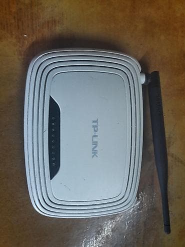 polovni ajfon 8: Model TL-WR740N 150Mbs wireless N router Klijent mod WDS Snaga antene — 1