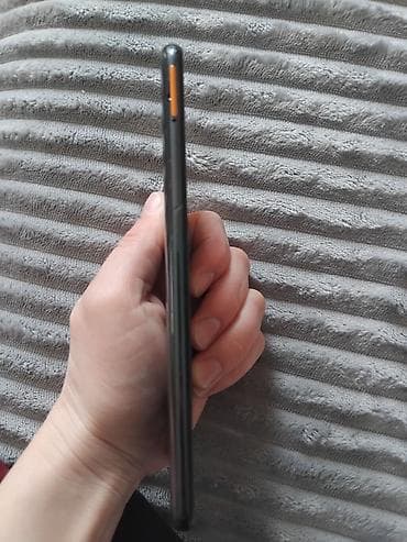 hello kitty slusalice: Samsung Galaxy A50, 64 GB, color - Black, Fingerprint — 3