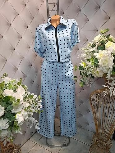 cipele ruma: Damski komplet sa tufnama – bluza sa rajsferšlusom i široke pantalone — 1