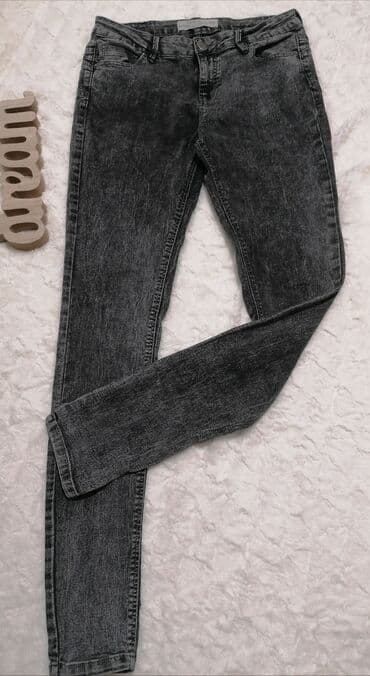 pocepane pantalone: Janina Push-up L32 eur 40 Struk 40 vm Bokovi 47cm Dubina 23/36cm — 1