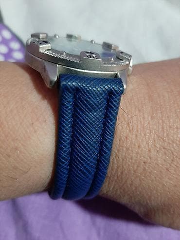 rolex satovi cena: Sat Image anolgni ispravan na satu u levoj strani u cosku na staklu — 1