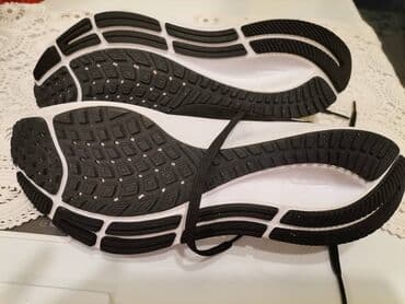 miu miu patike: Nike, 40, color - Black — 2