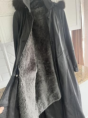 Lične stvari: Dugačka ženska kožna jakna/kaput sa kapuljačom i krznenim obodom — 7