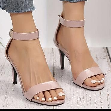 salonke sive: Elegantne sandale na štiklu – nude/blijedo‑roze lak koža - — 1