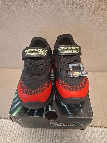 walkmaxx patike nove: Skechers dečije svetleće patike – model Flex-Glow Bolt - Boje: crna — 2