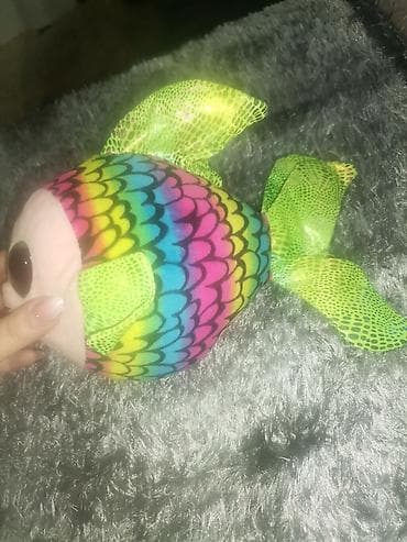 igracka slon koji pomera usi: Plisana riba — 1