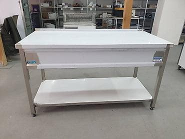 Radni sto dimenzija mm visine,radna ploca je od kiselo otpornoga