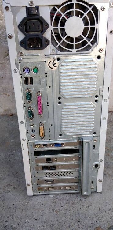 frižider za piće: Desktop racunar:Procesor Intel Pentium (R)4 CPU 200 GHz 2.02 GHz,768 — 2