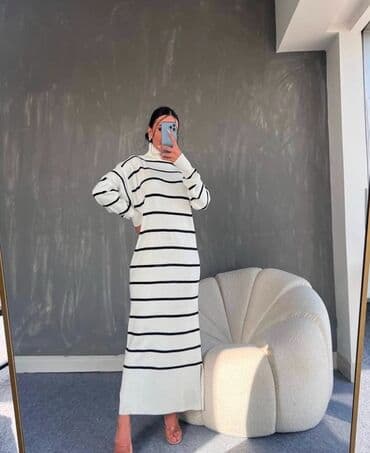 Women's Clothing: 2300 — 1