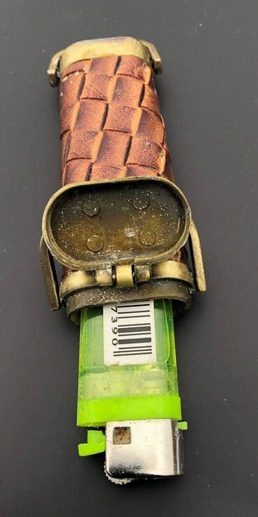 Bicikli: Vintage mesingana futrola za upaljač sa kožnim omotačem Stara futrola — 1