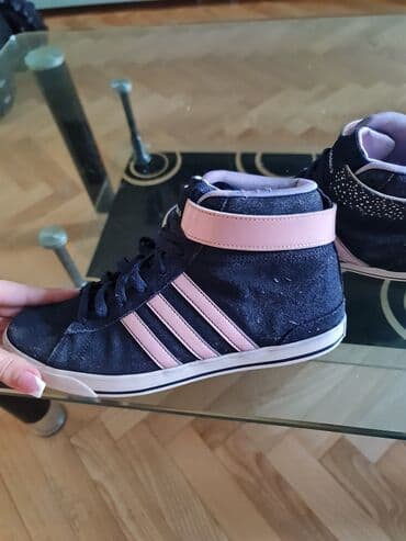 vm nike: Adidas, 39 — 2