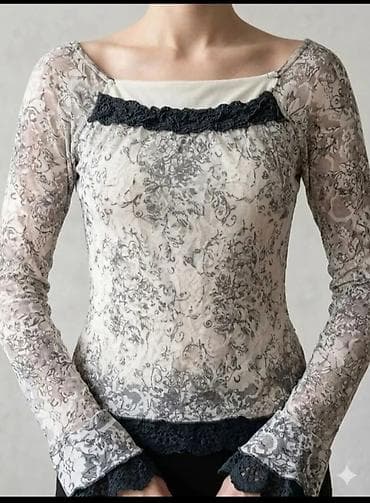 zenske chino pantalone: Elegantna ženska bluza sa dugim rukavima i romantičnim detaljima od — 1