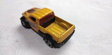 golden harry potter vt401 k: Hot Wheels Dodge M80,oko Malaysia — 3