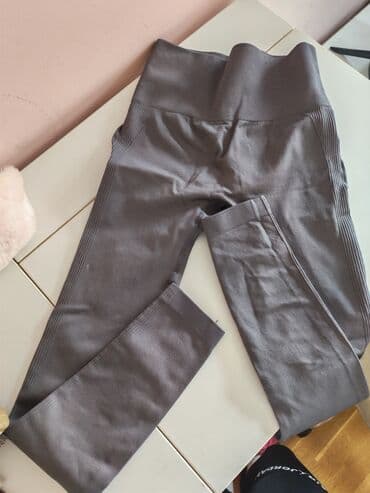 Pantalone, Farmerke, Šortsevi: Push up helanke XS — 1