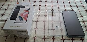 Prodajem Xiaomi redmi note 12 4g 4/64 star 2 godine. Odlican bez