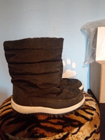 paradiso obuca: Boots, Size - 28 — 1
