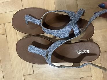 zara zenske sandale: Ženske sandale Michael Kors - Model: platforme/espadrile sa T-kaišem — 2