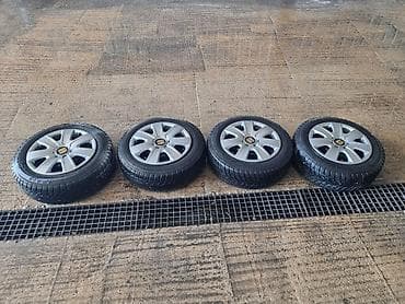 Gume M+S cetrnestice 175 65 r 14 sq celicnim felnama i ratkapnama