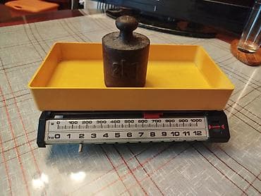 Sweatpants: Retro stara mehanicka kuhinjska vaga - vintage — 4